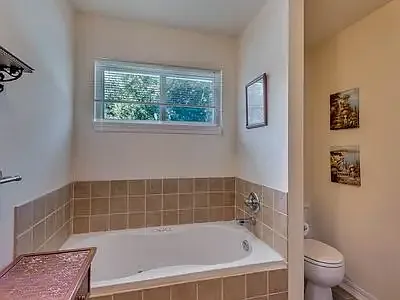 104 Poinciana Dr — Photo 7