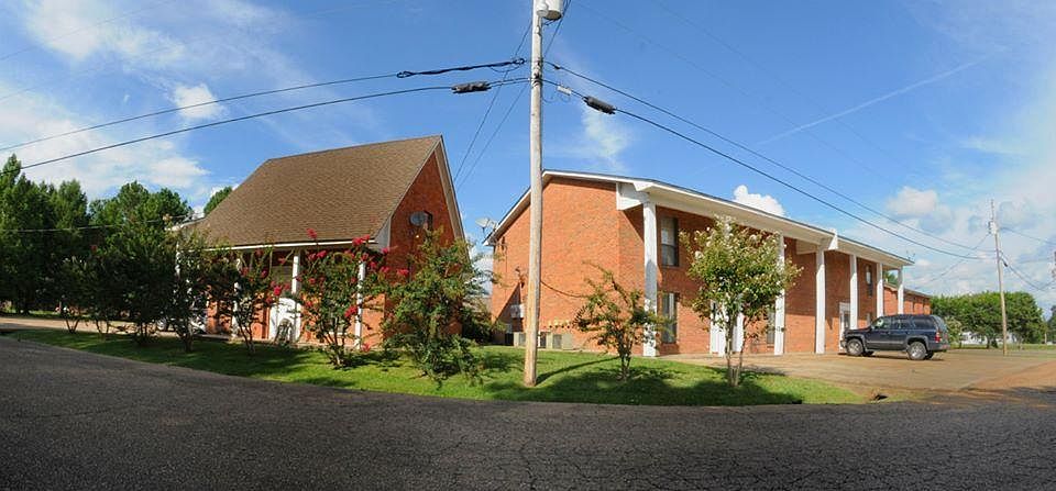 2nd image of 1759 Louisville Rd