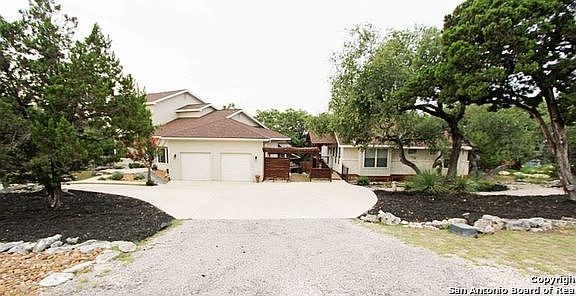 2nd image of 1047 FLAGSTONE DR