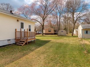 12 Holly Leaf Dr, Georgetown, DE 19947