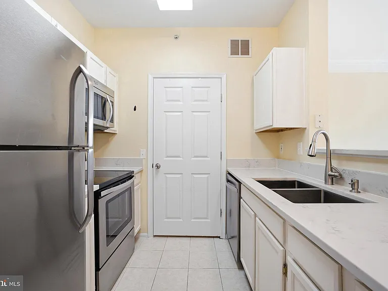 1580 Spring Gate Dr #4415 — Photo 3