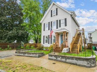 52 Harvard St, Chicopee, MA 01020