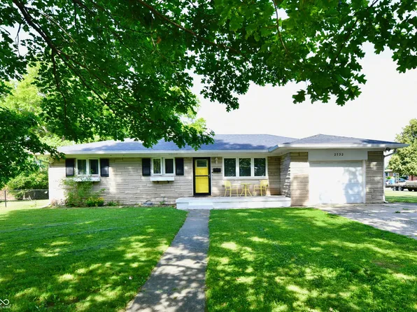 2732 Parkwood Dr, Indianapolis, IN 46224