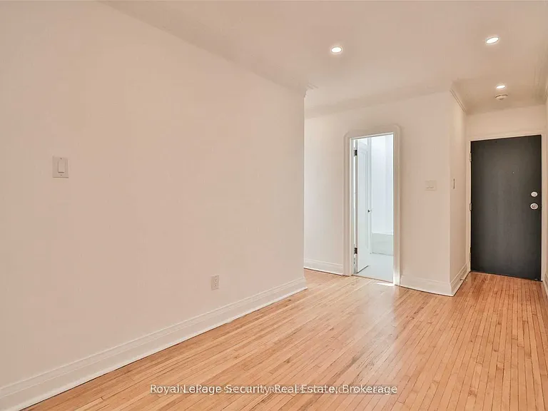 3317 Lake Shore Blvd W #2 — Photo 11