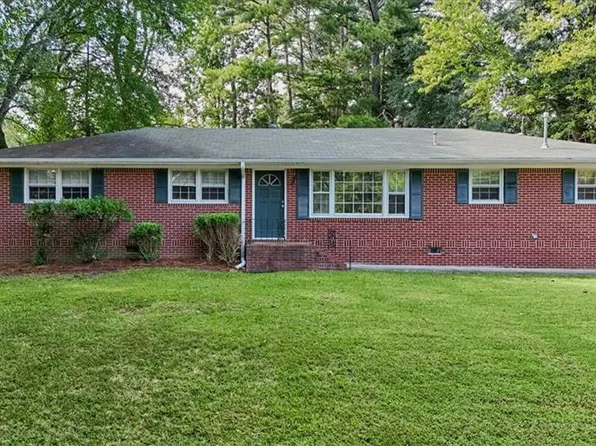107 Pinecrest Cir, Dallas, GA 30132