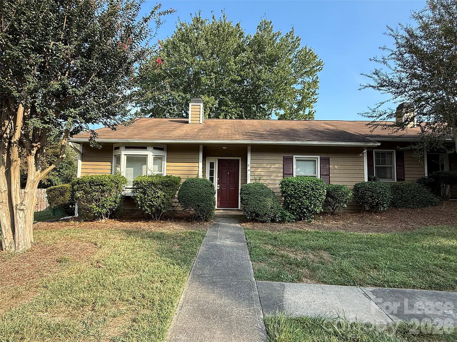 8317 Summerglen Cir — Photo 1