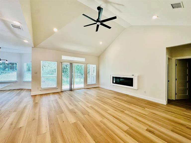 15113 N Flamingo Dr — Photo 4