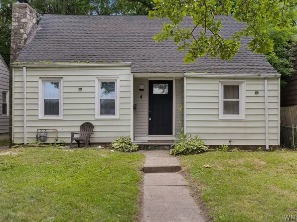 4 D St, Niagara Falls, NY 14303