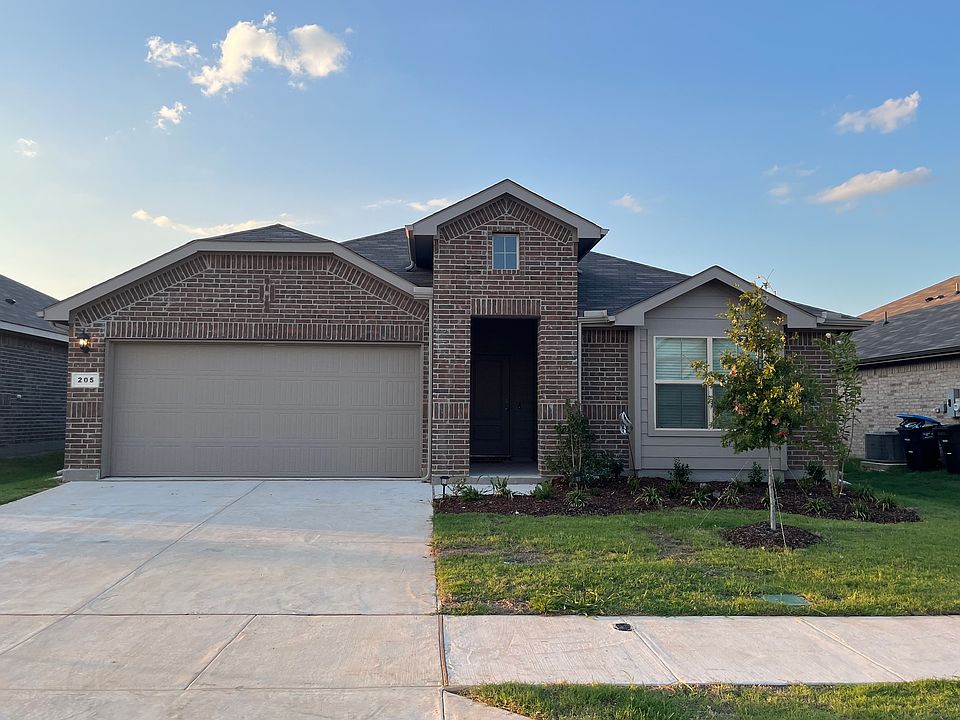 1st image of 205 Croftwood Ct