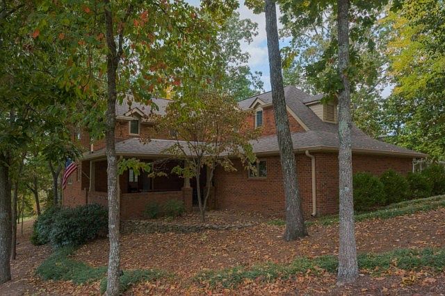 1st image of 1413 Woodway Dr