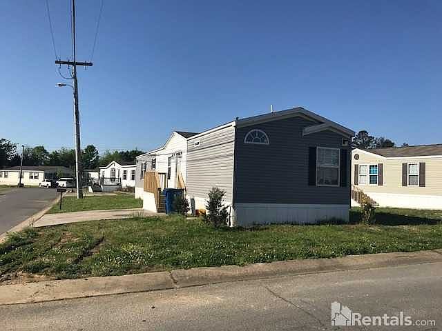2nd image of 112 Trace Ln