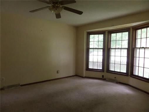 2nd image of 6517 Sloan Ave