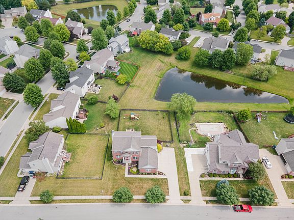 3rd image of 19058 Edwards Grove Dr