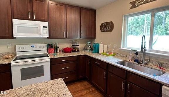 5th image of 13346 Avery Park Ln