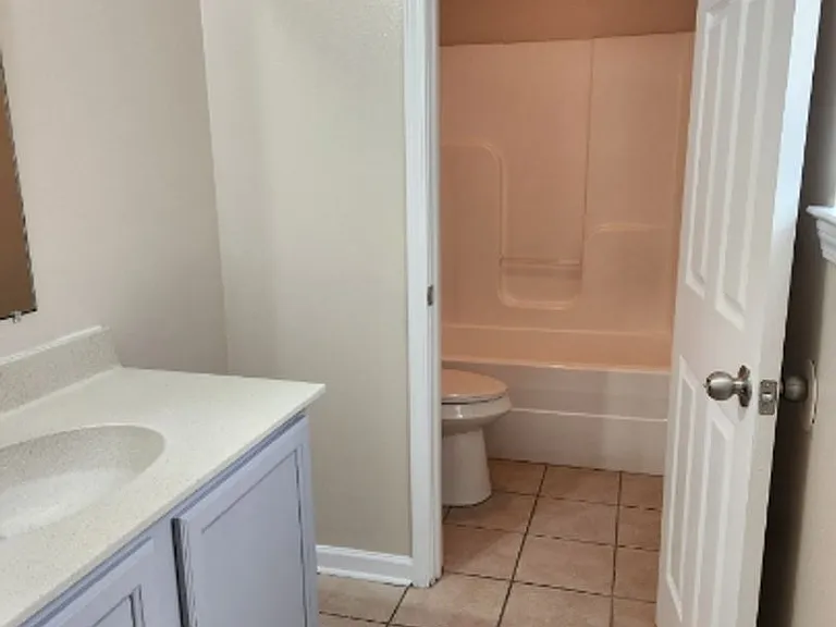 5315 McClelland Dr — Photo 3