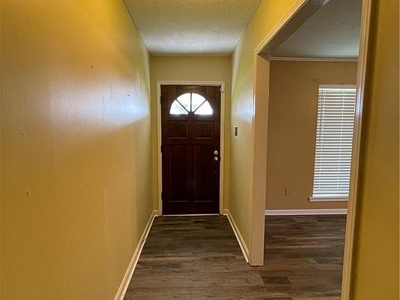 2nd image of 2609 Mary Ann Dr