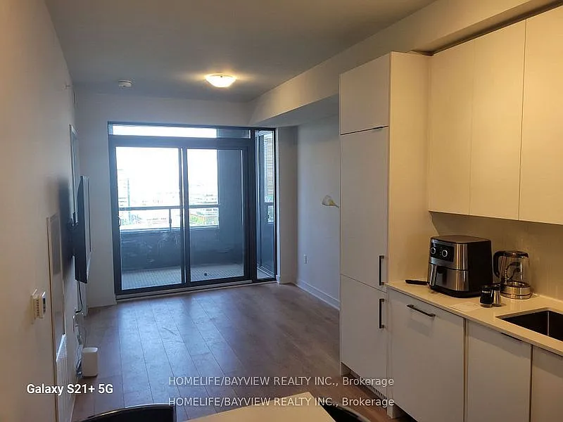 2 bed, $2,450 — Photo 2