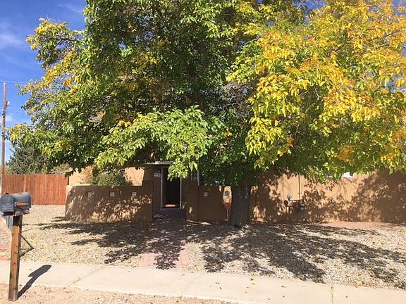 3rd image of 2321 Mosher Ct NW