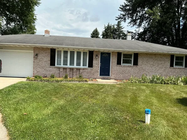 52160 Wayne Ct N, Granger, IN 46530