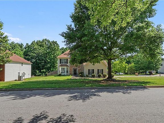 3rd image of 2538 Mead Ct
