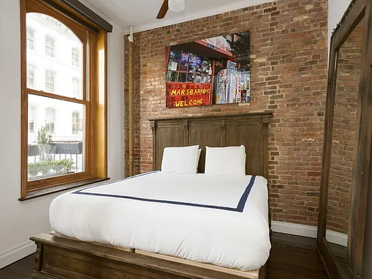 Sold by Sotheby's International Realty | media 4