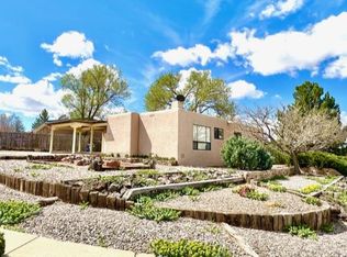 2251 Calle Pulido, Santa Fe, NM 87505