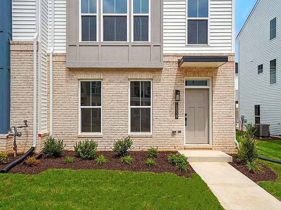 Richmond 2242 D Floor Plan in Oasis Community