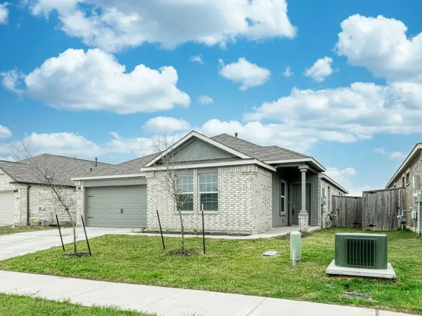205 Arnage Dr, Hutto, TX 78634