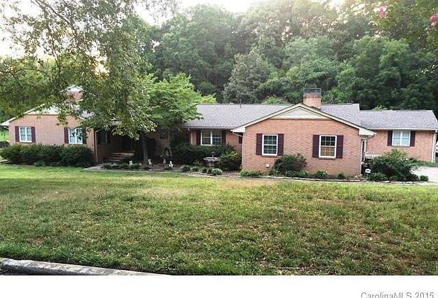 1st image of 963 Scotch Dr