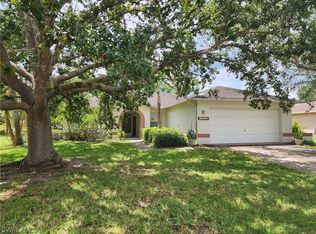 15630 Sunny Crest Ln, Fort Myers, FL 33905