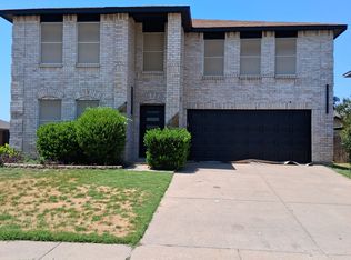 11916 Balliol Ln, Crowley, TX 76036
