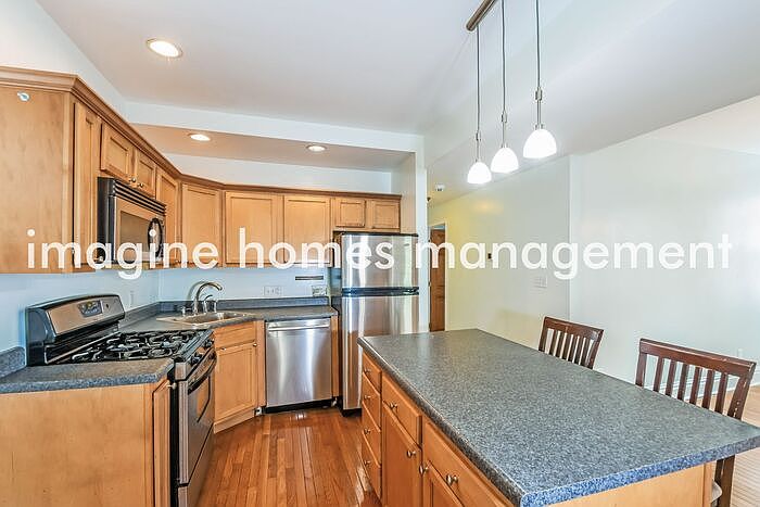 1st image of 4149 Cleveland Ave #B