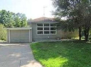 551 4th St W, Hastings, MN 55033