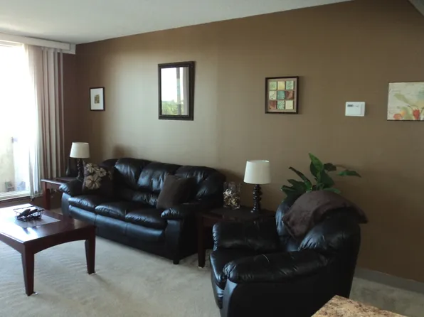 4902 37th St, Red Deer, AB