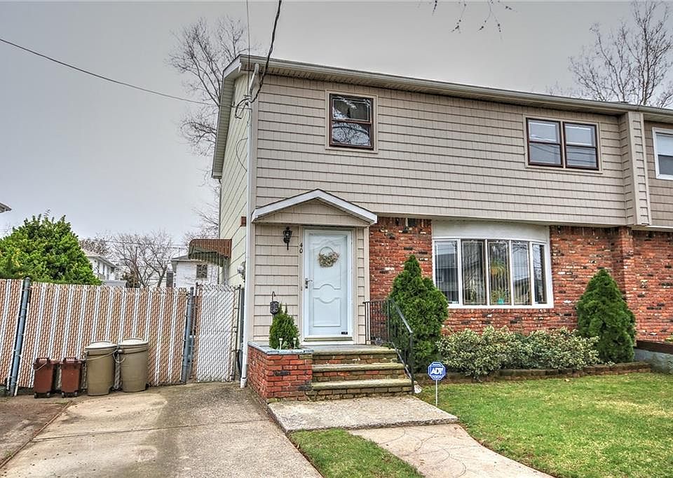 1st image of 40 Montauk Pl
