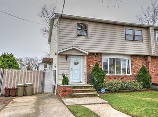40 Montauk Pl, Staten Island, NY 10314