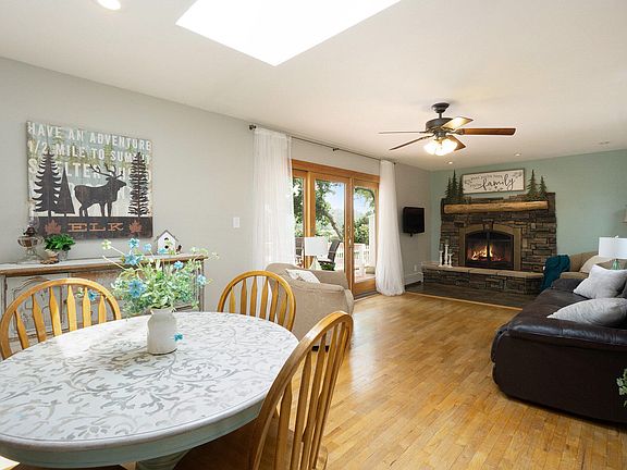 4th image of 12925 Bayview Dr