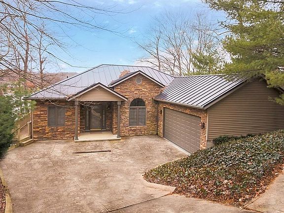 2nd image of 633 King Beach Dr