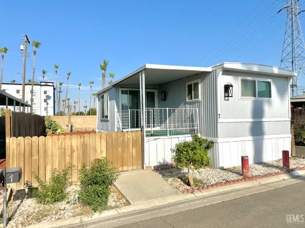 4401 Hughes Ln Space 7, Bakersfield, CA 93304