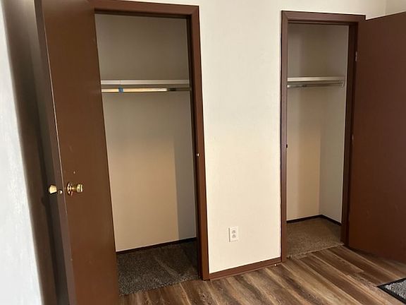 4th image of 120 E Van Lake Dr #8