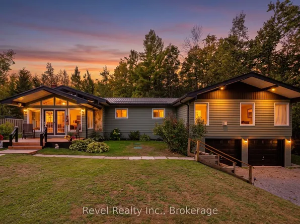 12 Alpine Cres, Trent Lakes, ON K0M 1A0