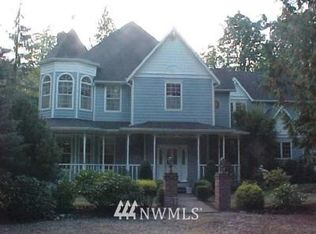 8235 Johnson Point Rd NE, Olympia, WA 98516