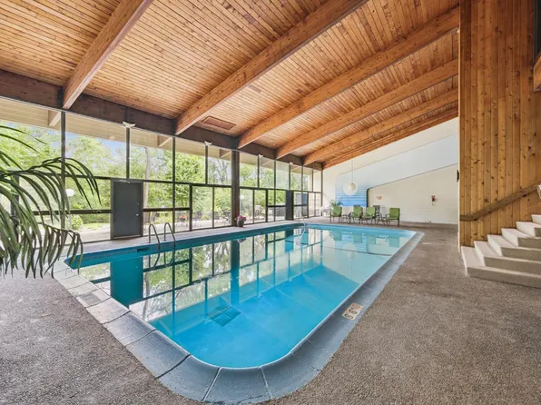 12600 Parkwood Dr APT 214, Burnsville, MN 55337