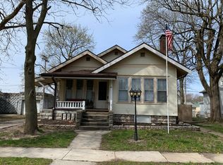 811 E Madison St, Pontiac, IL 61764