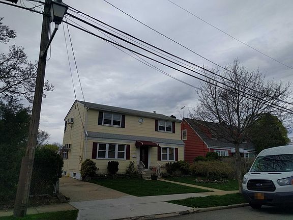 3rd image of 339 Columbus Pkwy