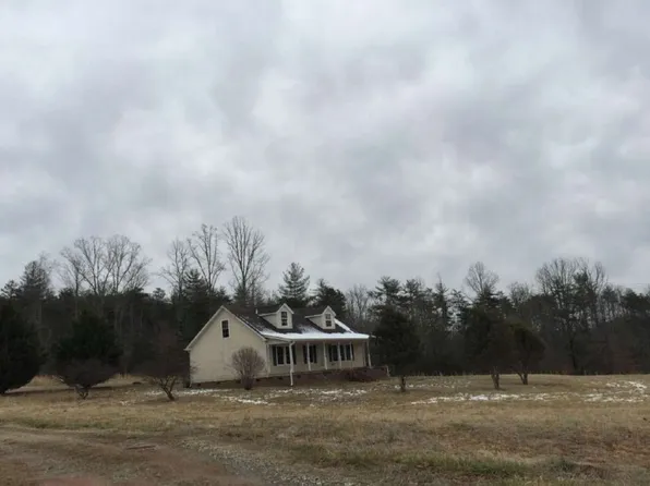 849 Holly Springs School Rd, Pickens, SC 29671