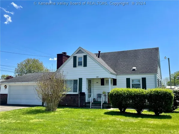 504 Wood St, Ravenswood, WV 26164