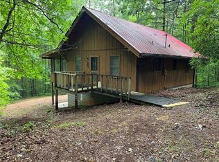 125 Derby Ln, Cleveland, GA 30528