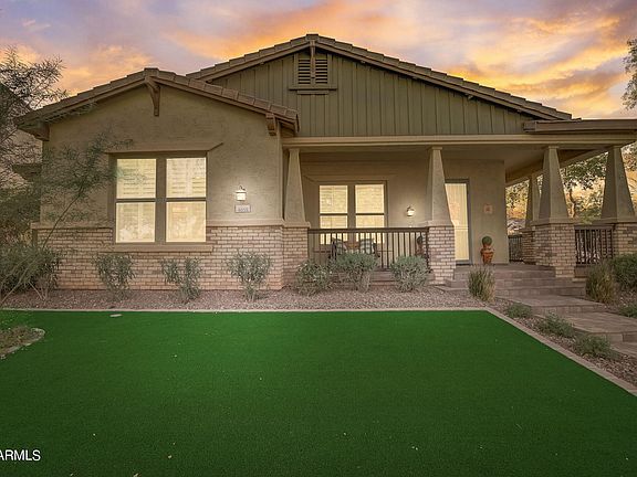 3rd image of 4056 N LIMEBELL Street