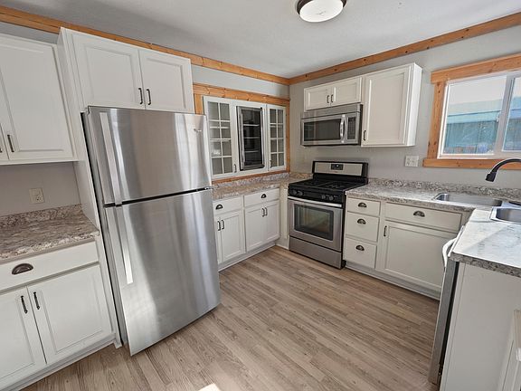 5th image of 19060 Love Lake Rd